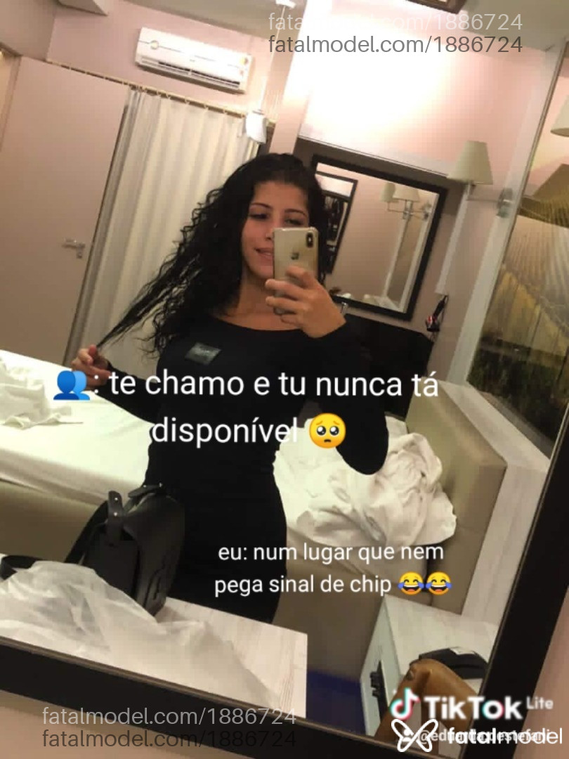 Acompanhante mulher morena (o) de olhos castanhos em Balneário Pinhal - Maria Eduarda