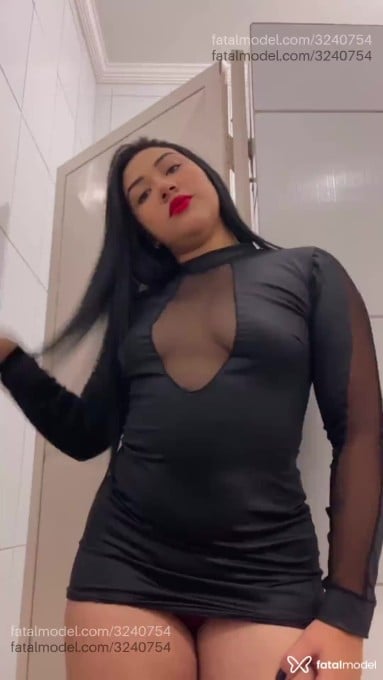 Acompanhante mulher morena (o) de olhos castanhos - Diamantinho