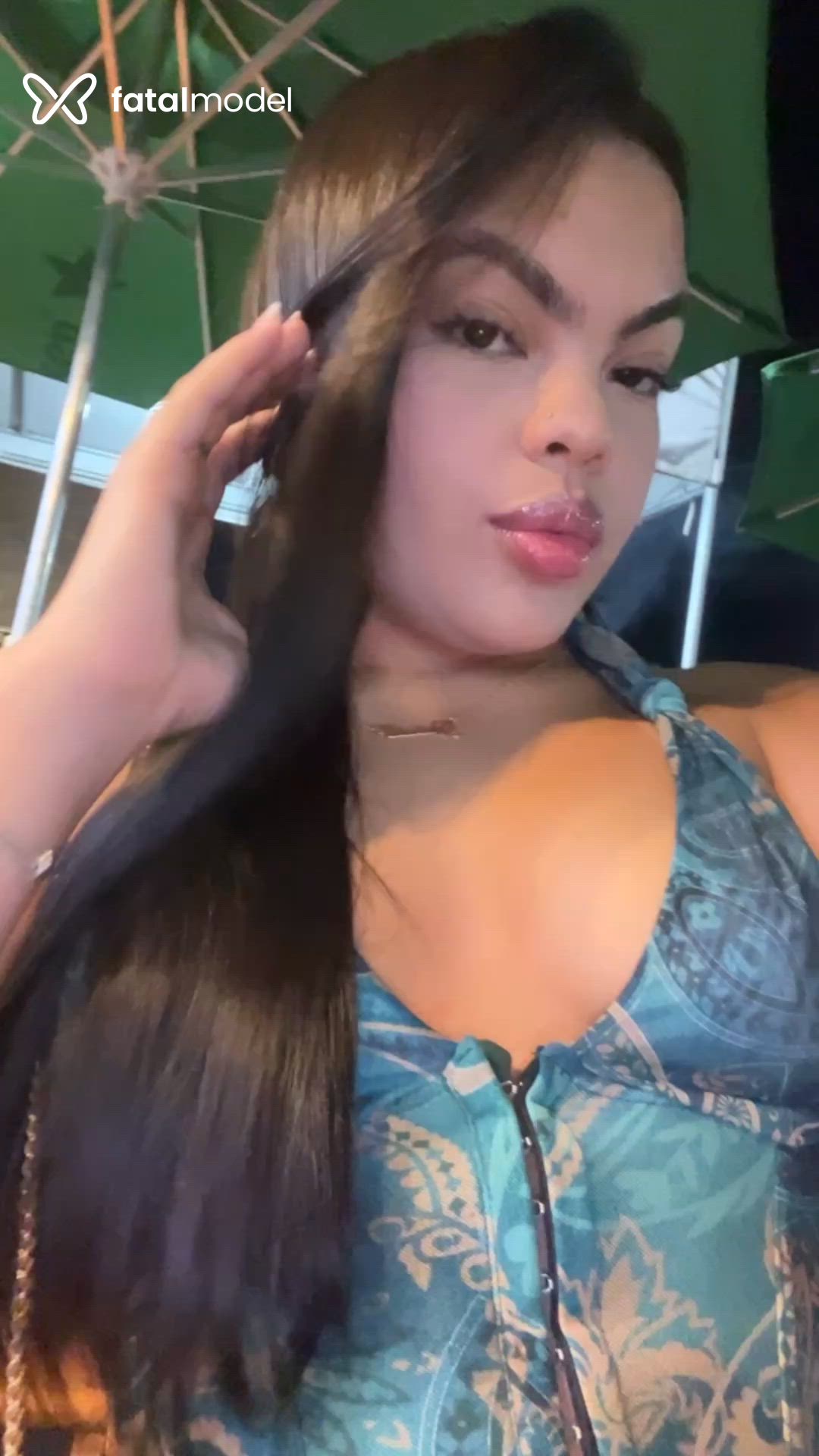 Acompanhante mulher morena (o) de olhos mel - Lays Silva