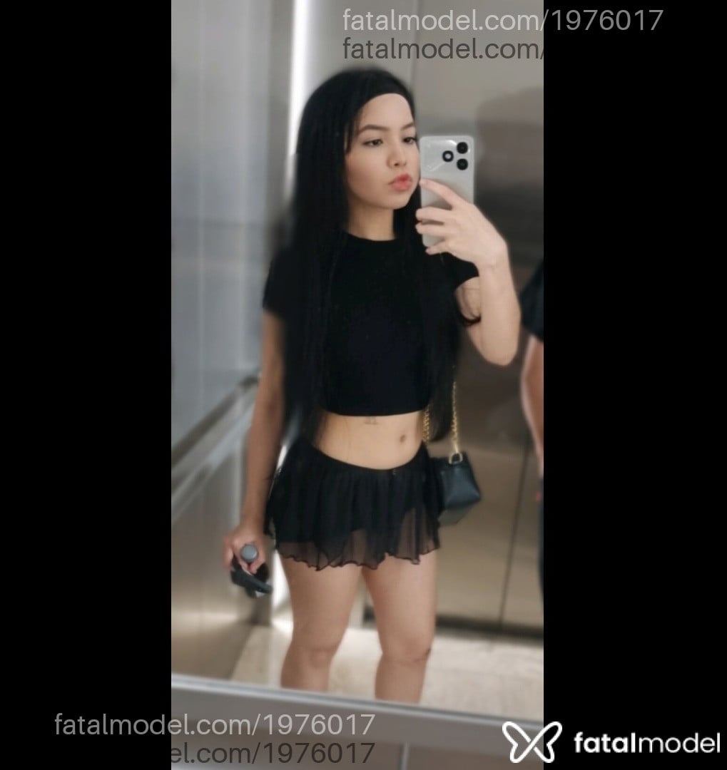 Acompanhante mulher morena (o) de olhos pretos em Balneário Camboriú - Evellyn Alencar