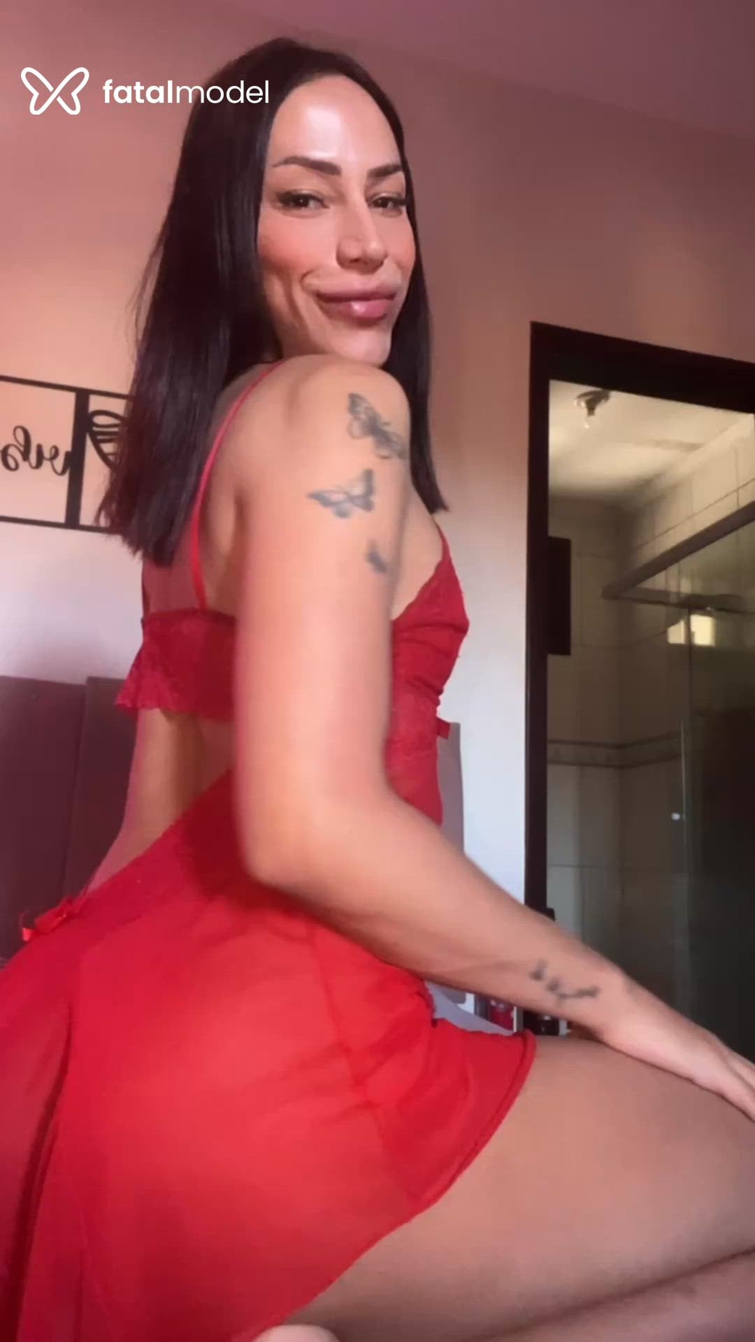 Acompanhante mulher trans morena (o) de olhos castanhos - Bruna Lins Acompanhante mulher trans morena (o) de olhos castanhos - Bruna Lins