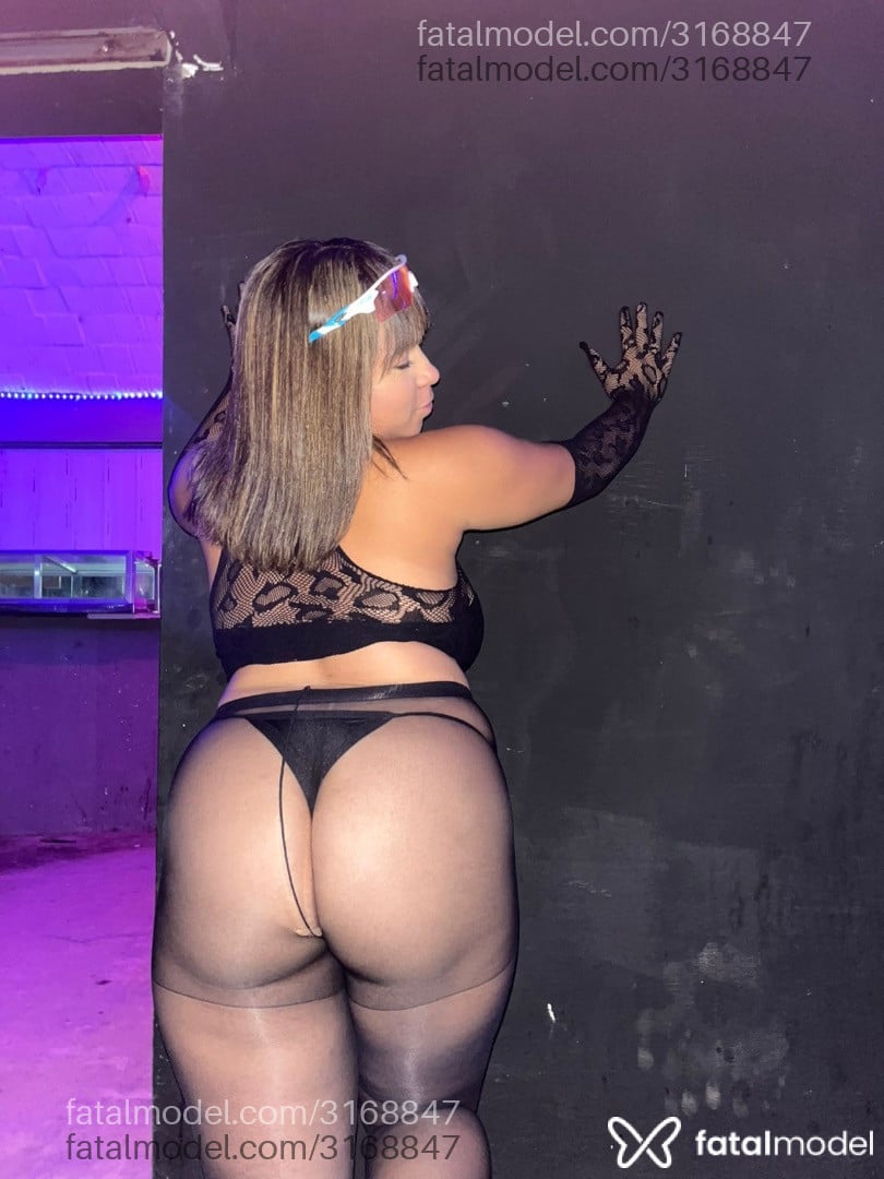 Acompanhante mulher loira (o) de olhos castanhos - Bianca Acompanhante mulher loira (o) de olhos castanhos - Bianca