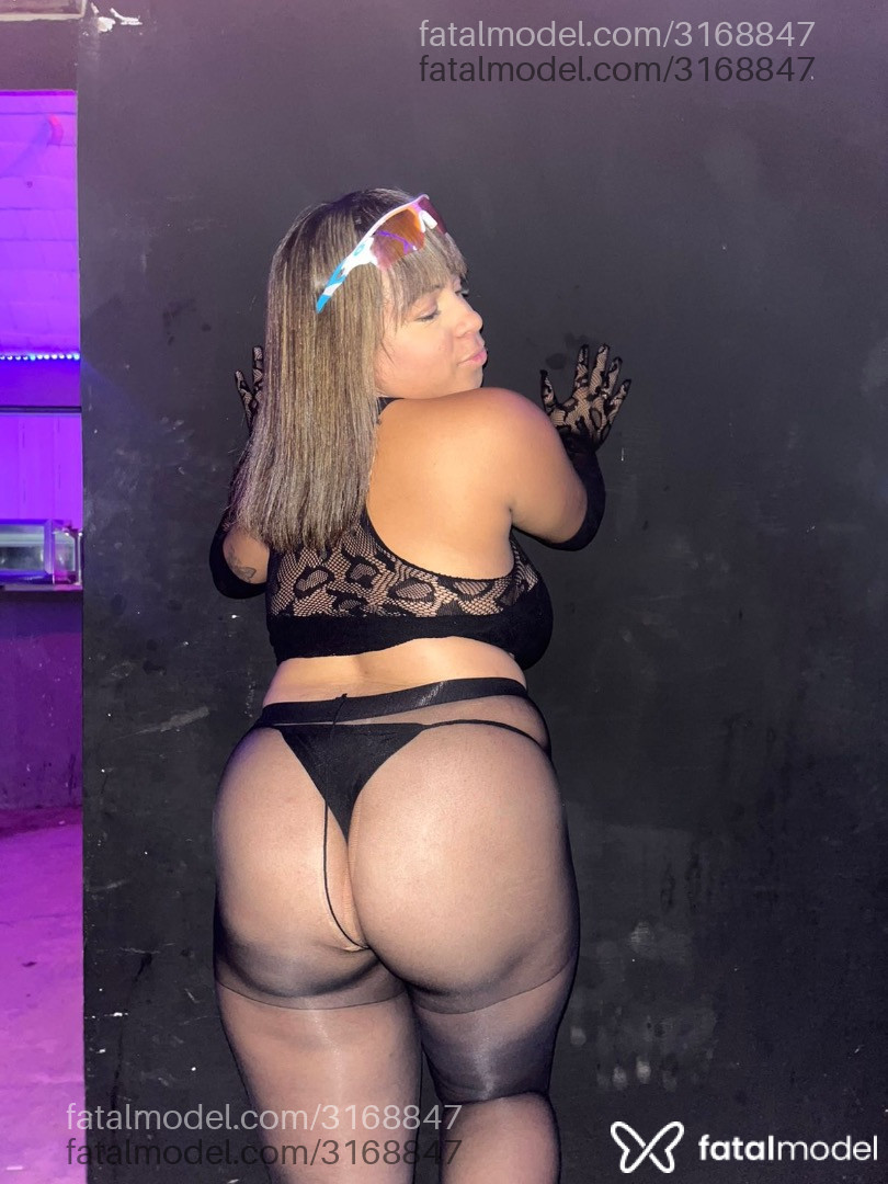 Acompanhante mulher loira (o) de olhos castanhos - Bianca Acompanhante mulher loira (o) de olhos castanhos - Bianca