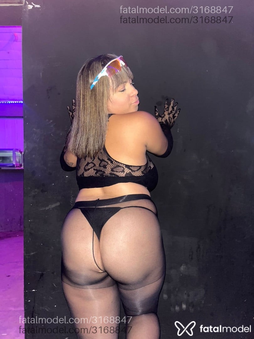 Acompanhante mulher loira (o) de olhos castanhos - Bianca Acompanhante mulher loira (o) de olhos castanhos - Bianca