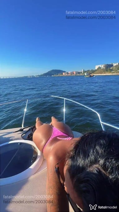 Acompanhante mulher morena (o) de olhos pretos em Rio de Janeiro - Vanessa Lacerda