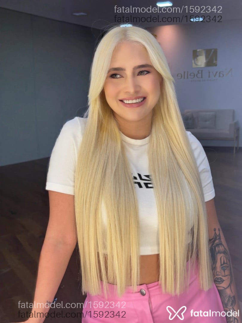 Acompanhante mulher loira (o) de olhos verdes em Campinas - Mirela Ferraz