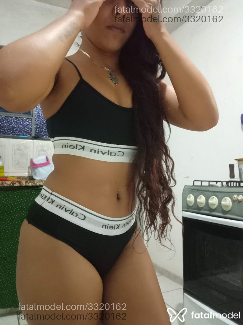 Acompanhante mulher morena (o) de olhos pretos em Curitiba - Janaina Lopes