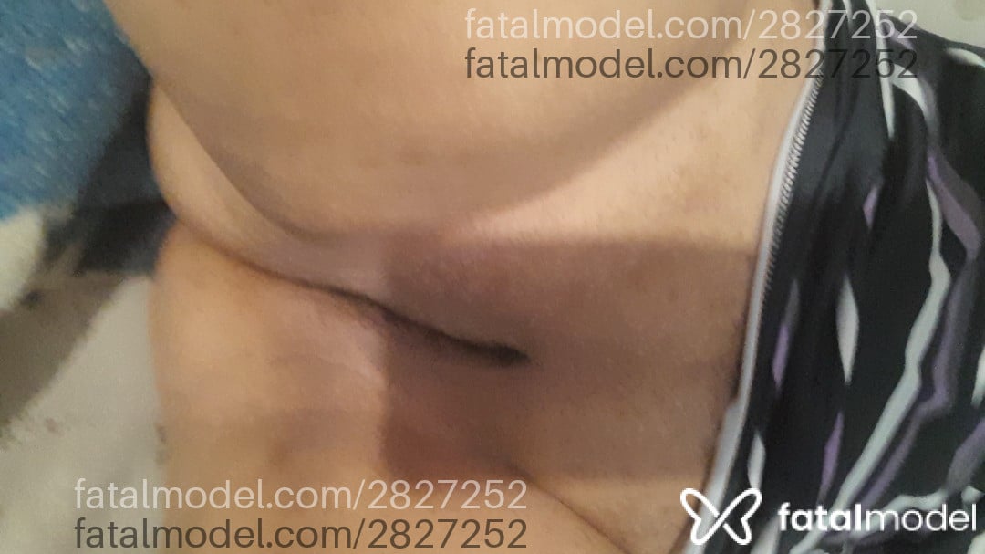 Acompanhante mulher morena (o) de olhos castanhos - Marte Acompanhante mulher morena (o) de olhos castanhos - Marte