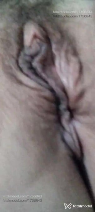 Acompanhante mulher loira (o) de olhos castanhos em Virtual Acompanhante mulher loira (o) de olhos castanhos em Virtual - Jasmini