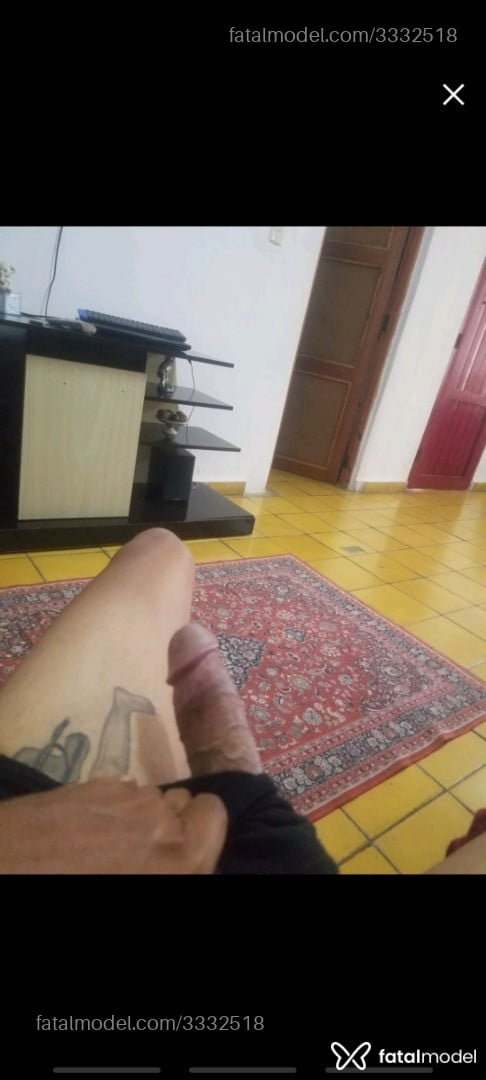 Acompanhante homem com cabelo castanho de olhos pretos em Goiânia - Cubanosabro