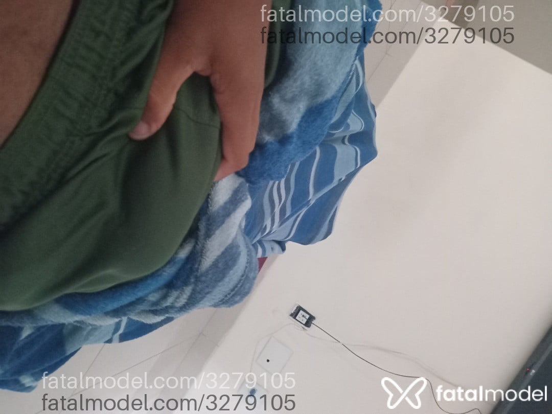 Acompanhante homem com cabelo grisalho de olhos pretos em Montes Claros - Nunes