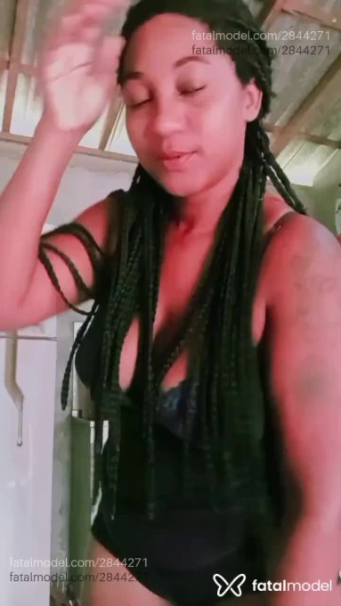Acompanhante mulher morena (o) de olhos castanhos em Cametá Acompanhante mulher morena (o) de olhos castanhos em Cametá - Susuh