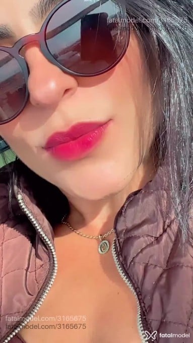 Acompanhante mulher com cabelo castanho de olhos castanhos em Ananindeua - Giovana