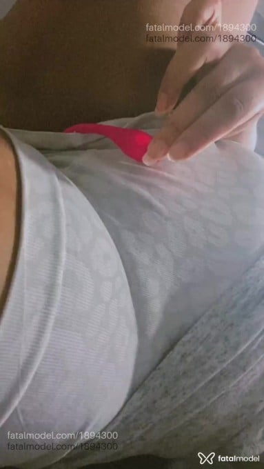 Acompanhante mulher morena (o) de olhos pretos em Brasília - Japaa