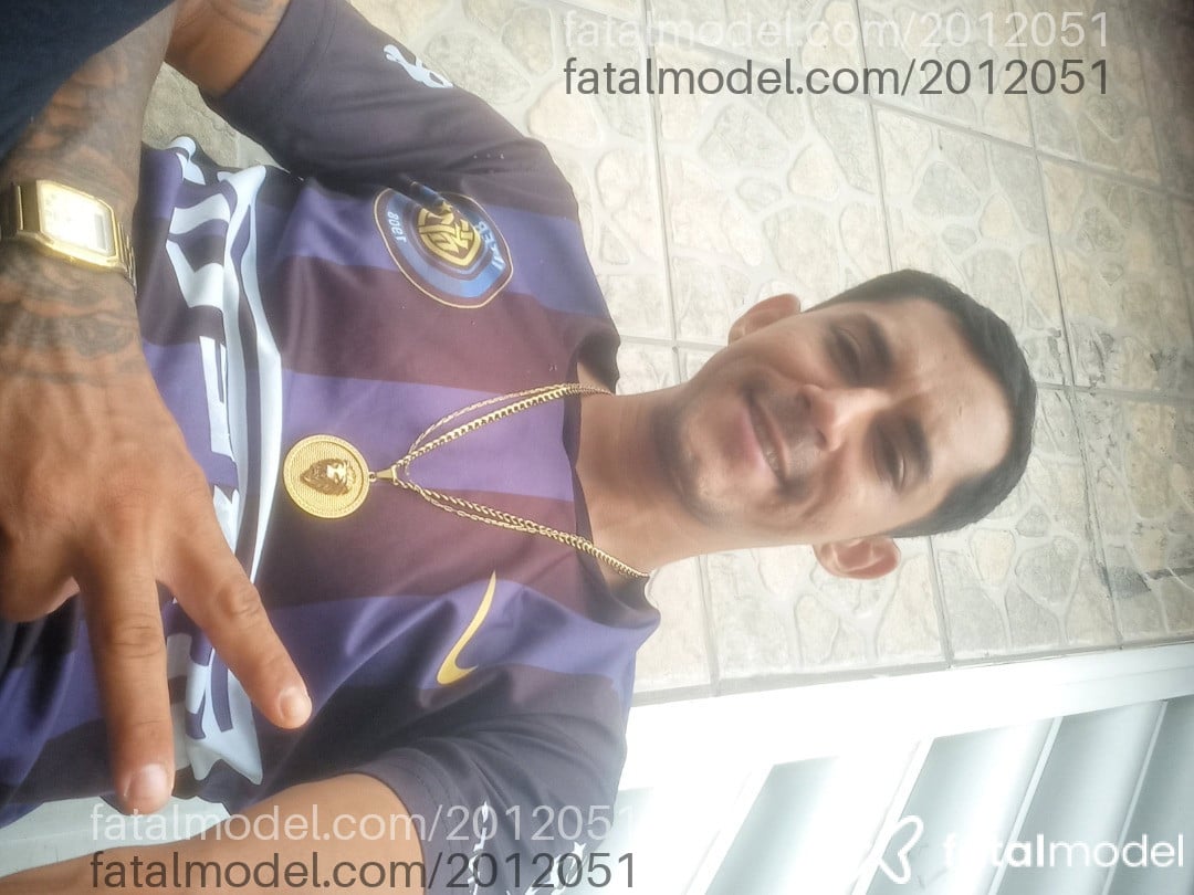 Acompanhante homem morena (o) de olhos castanhos - Hugo Beltrão Acompanhante homem morena (o) de olhos castanhos - Hugo Beltrão