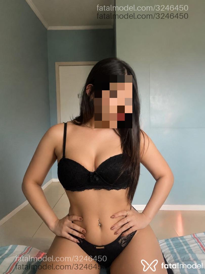 Acompanhante mulher morena (o) de olhos verdes em Lajeado - Natália Bernardes