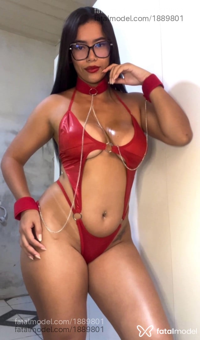 Acompanhante mulher morena (o) de olhos pretos em Manaus Acompanhante mulher morena (o) de olhos pretos em Manaus - Lais