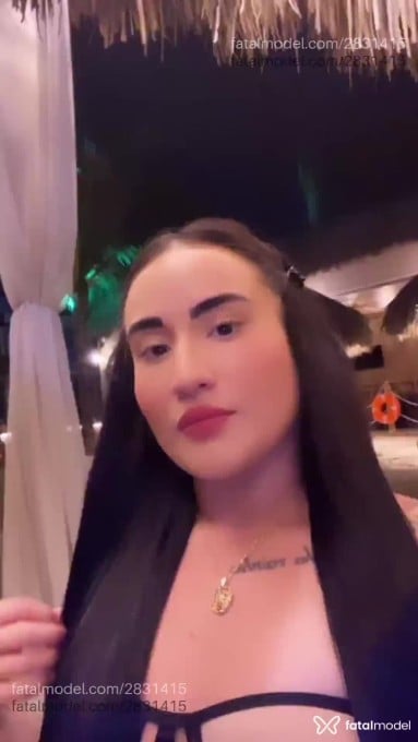 Acompanhante mulher morena (o) de olhos mel em Virtual - Rivania Saraiva