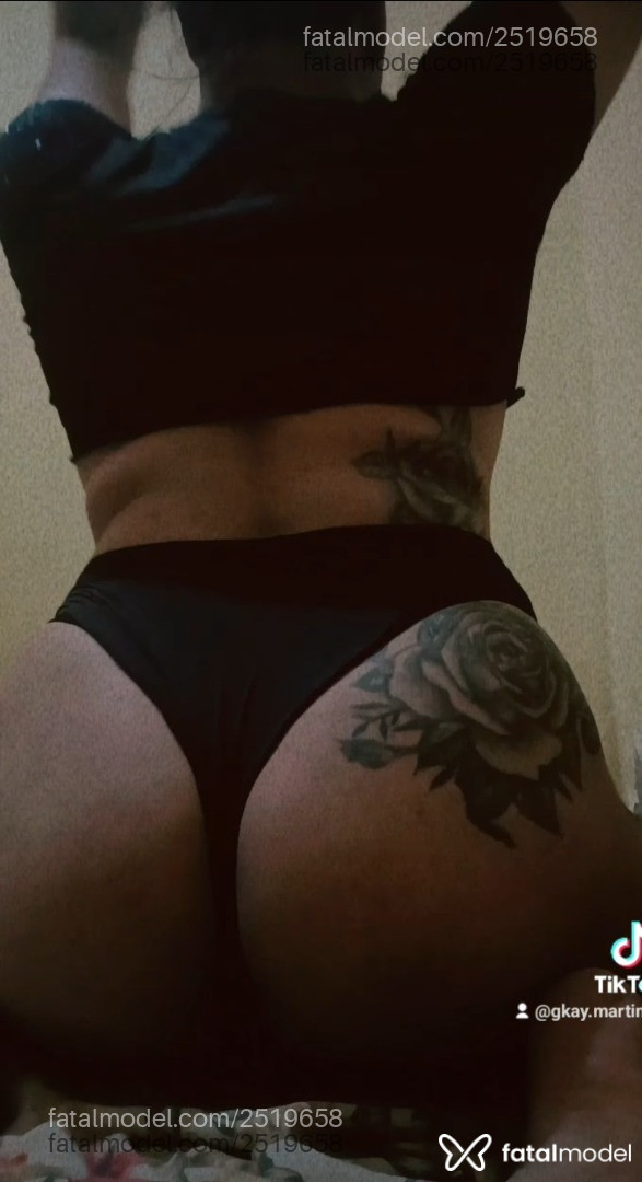 Acompanhante mulher trans com cabelo castanho de olhos castanhos em Divinópolis Acompanhante mulher trans com cabelo castanho de olhos castanhos em Divinópolis - Gkay Martins