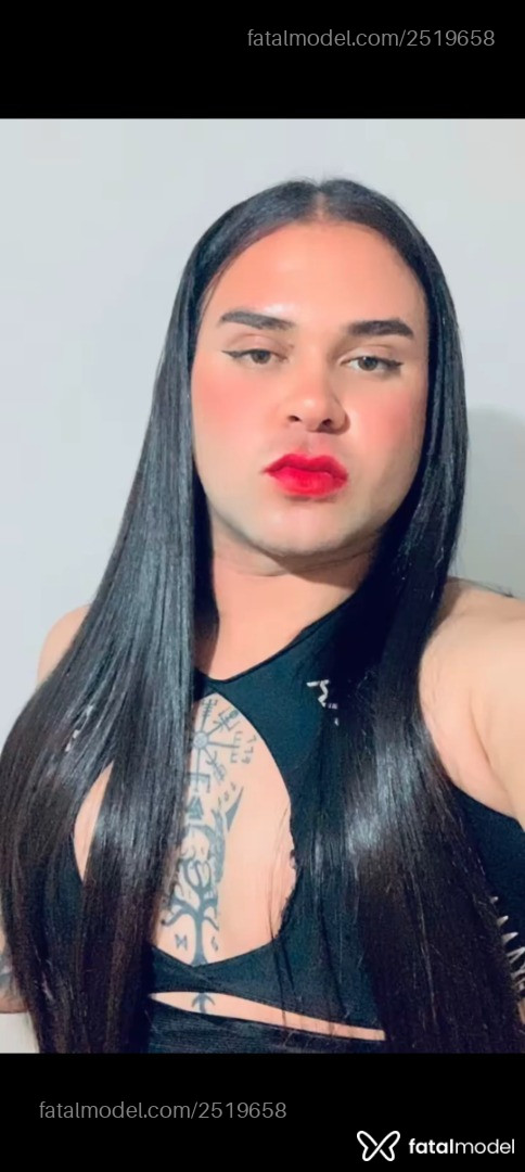 Acompanhante mulher trans com cabelo castanho de olhos castanhos em Divinópolis Acompanhante mulher trans com cabelo castanho de olhos castanhos em Divinópolis - Gkay Martins