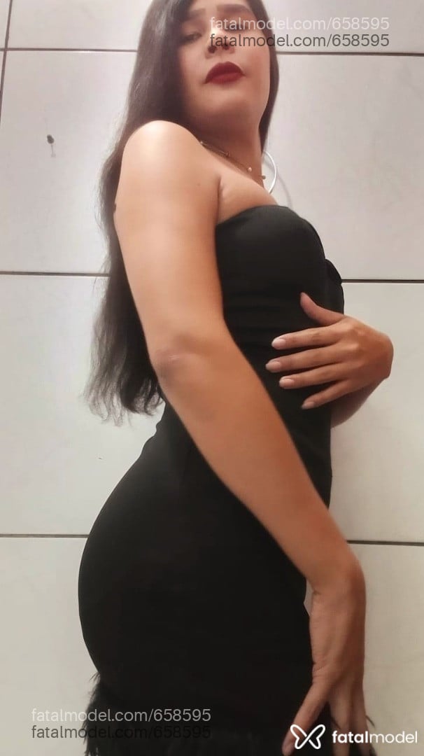 Acompanhante travesti morena (o) de olhos pretos em Lucas do Rio Verde - Lorena Ferrari