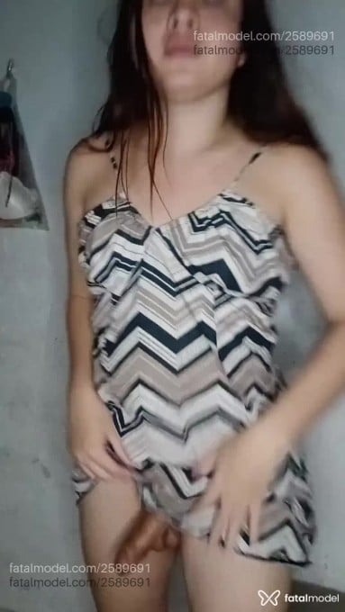 Acompanhante mulher trans com cabelo castanho de olhos castanhos em Virtual - Yasmim Lins