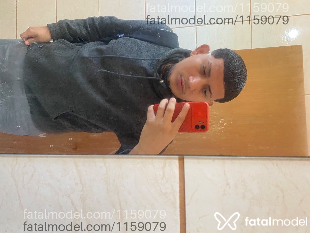 Acompanhante homem morena (o) de olhos castanhos em Joinville - Fabiorodrigues
