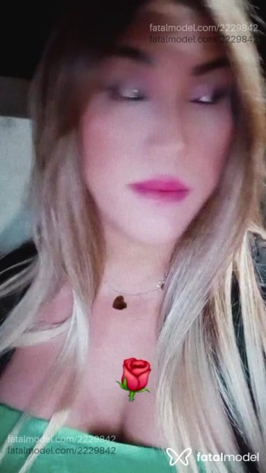Acompanhante mulher trans morena (o) de olhos castanhos em Tangará da Serra Acompanhante mulher trans morena (o) de olhos castanhos em Tangará da Serra - Rayssa Lima