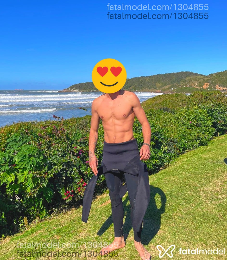Acompanhante homem com cabelo castanho de olhos castanhos em Garopaba - Jhaiikoopdr