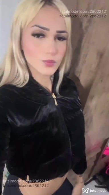 Acompanhante mulher trans loira (o) de olhos castanhos em Londrina Acompanhante mulher trans loira (o) de olhos castanhos em Londrina - Aghata Melissa