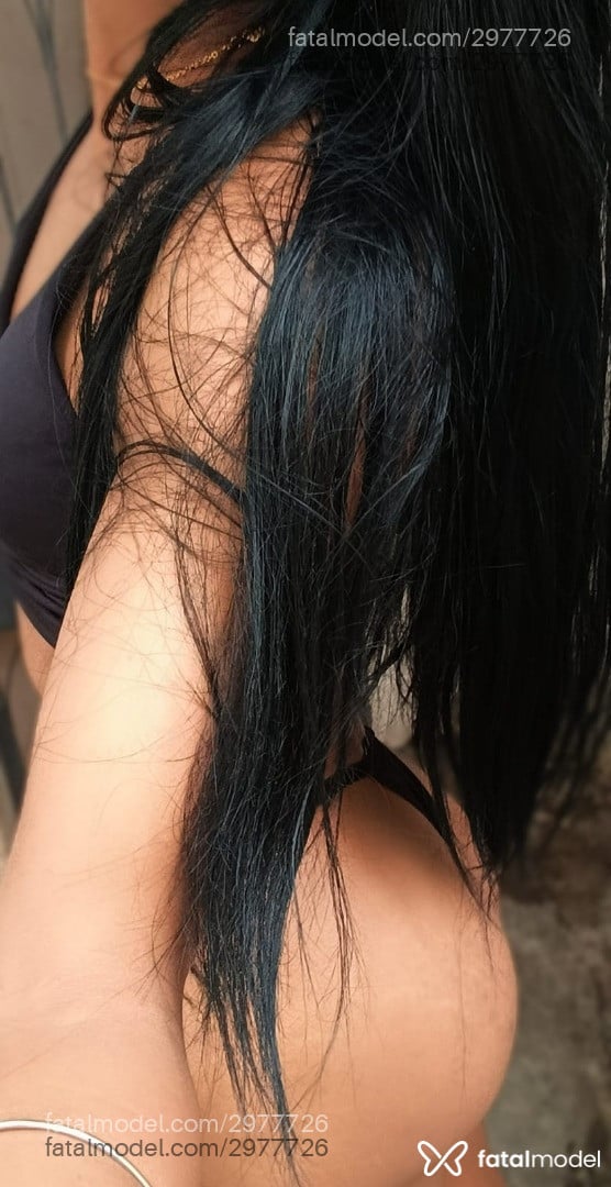 Acompanhante mulher trans com cabelo castanho de olhos castanhos - Dry Andy Acompanhante mulher trans com cabelo castanho de olhos castanhos - Dry Andy
