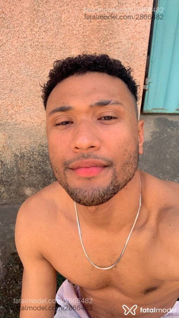 Acompanhante homem morena (o) de olhos pretos - Samuel Felipe