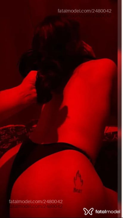 Acompanhante mulher trans morena (o) de olhos castanhos em Pinhais - Fernanda