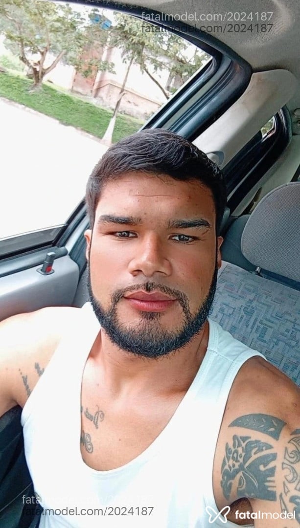 Acompanhante homem morena (o) de olhos pretos em Vitória da Conquista Acompanhante homem morena (o) de olhos pretos em Vitória da Conquista - Pedro