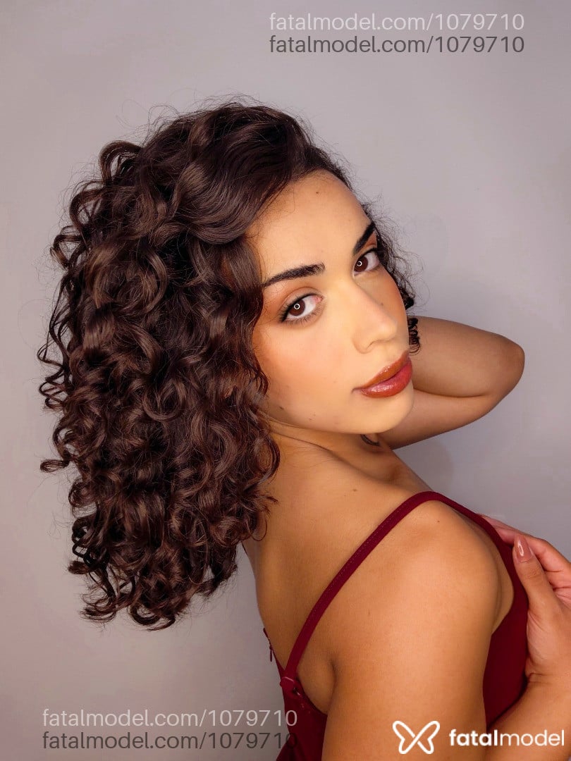 Acompanhante mulher trans morena (o) de olhos castanhos em Santa Maria - Bella