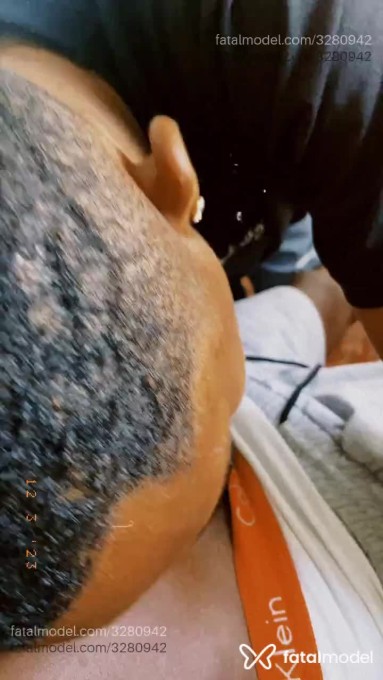 Acompanhante homem com cabelo castanho de olhos castanhos em Atibaia Acompanhante homem com cabelo castanho de olhos castanhos em Atibaia - Senna