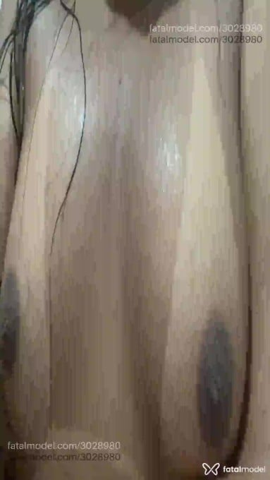 Acompanhante mulher trans morena (o) de olhos pretos em Virtual - Carmila