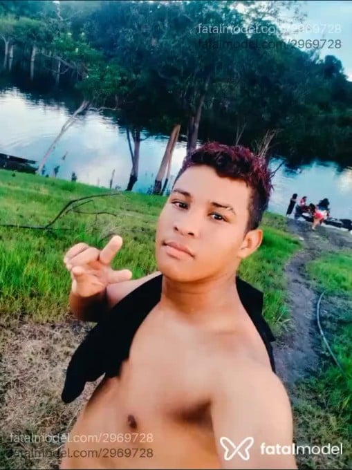 Acompanhante homem morena (o) de olhos castanhos em Manaus - Anjosantos