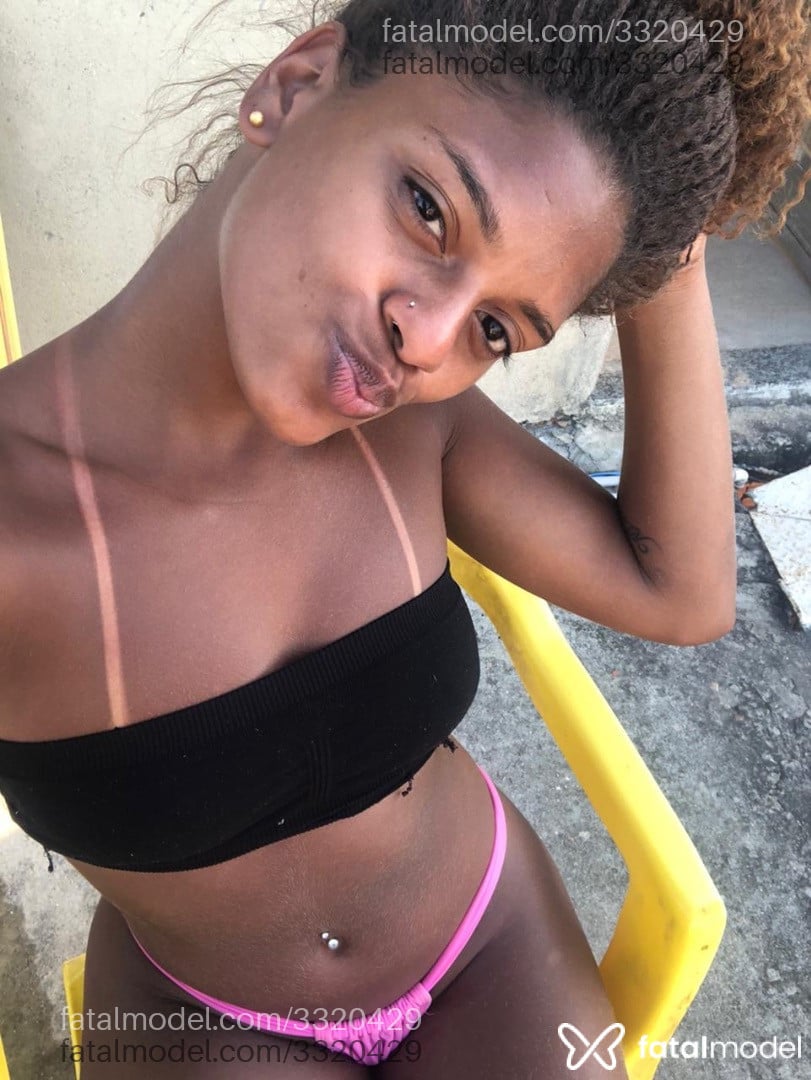 Acompanhante mulher com cabelo castanho de olhos pretos em Rio de Janeiro - Tamara