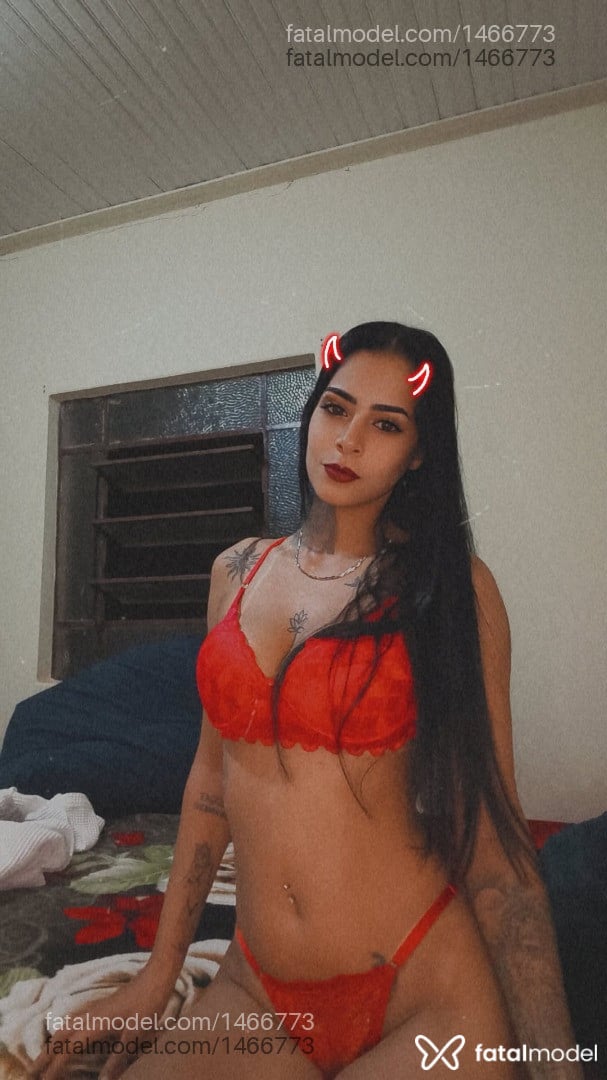 Acompanhante mulher morena (o) de olhos castanhos - Paola Rocha