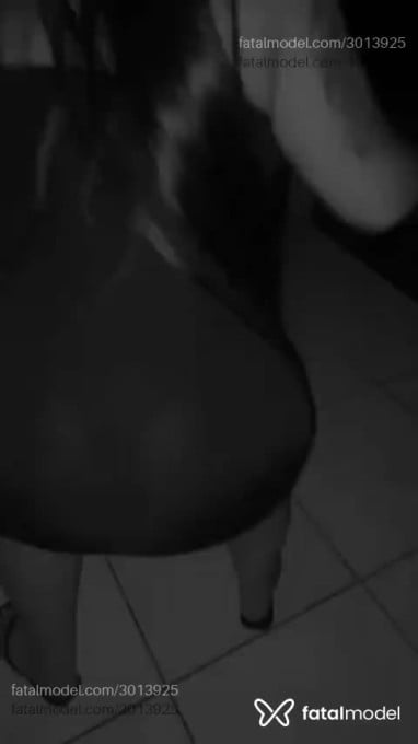 Acompanhante mulher morena (o) de olhos pretos em Porto Alegre Acompanhante mulher morena (o) de olhos pretos em Porto Alegre - Morenah