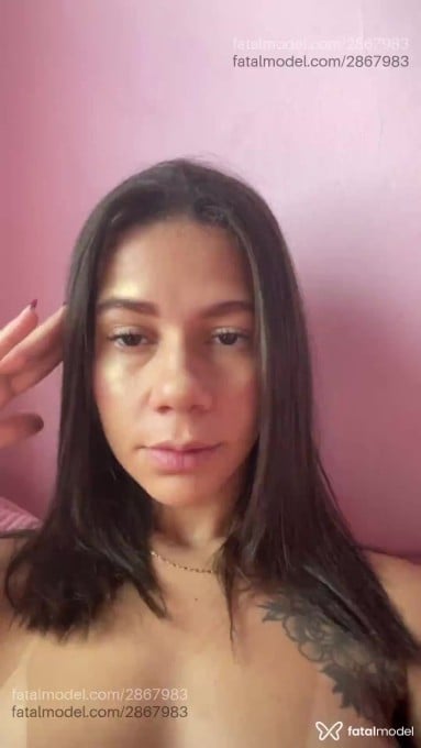 Acompanhante mulher com cabelo castanho de olhos azuis - Mariah Rodrigues Acompanhante mulher com cabelo castanho de olhos azuis - Mariah Rodrigues