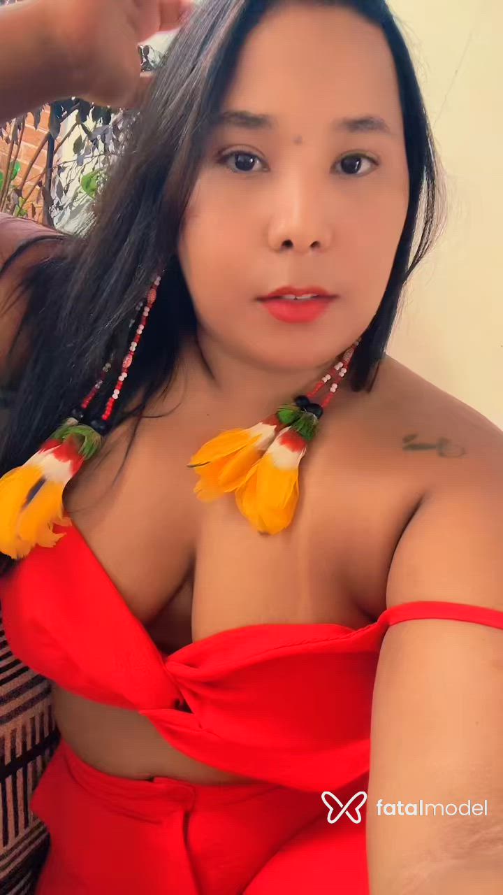 Acompanhante mulher morena (o) de olhos pretos - Beatriz Pimentel