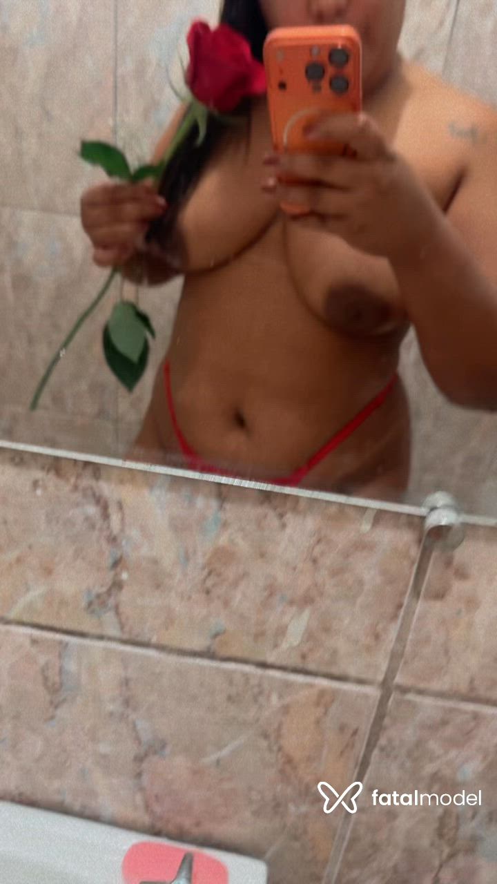 Acompanhante mulher morena (o) de olhos pretos - Beatriz Pimentel