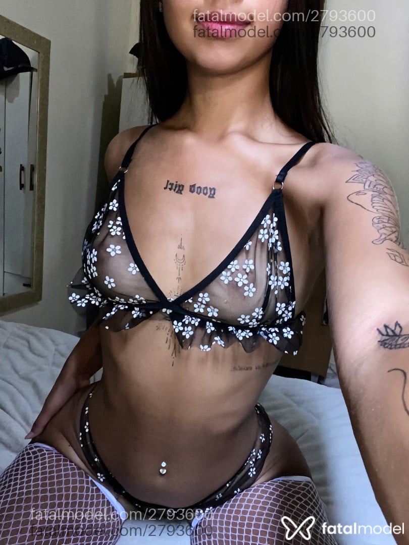 Acompanhante mulher morena (o) de olhos castanhos em Curitiba - Rafaele