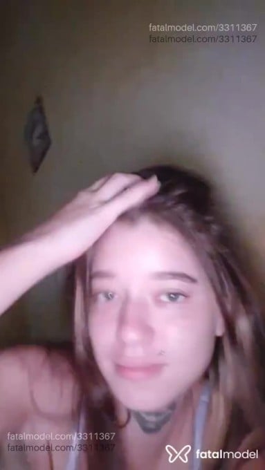 Acompanhante mulher loira (o) de olhos verdes em Virtual - bruja