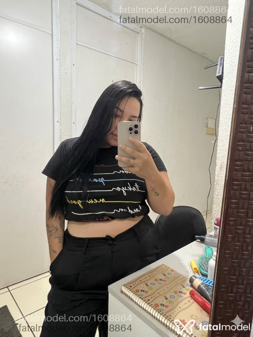 Acompanhante mulher morena (o) de olhos castanhos em Comodoro - Sther