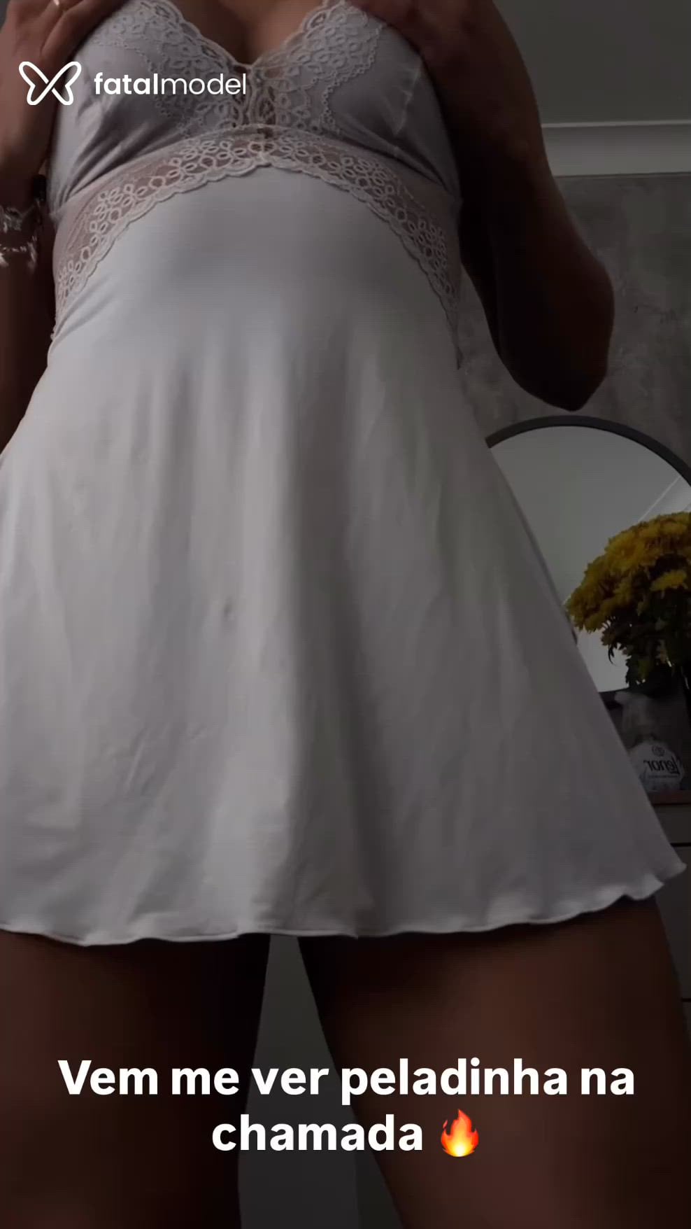 Acompanhante mulher loira (o) de olhos castanhos - Mancini