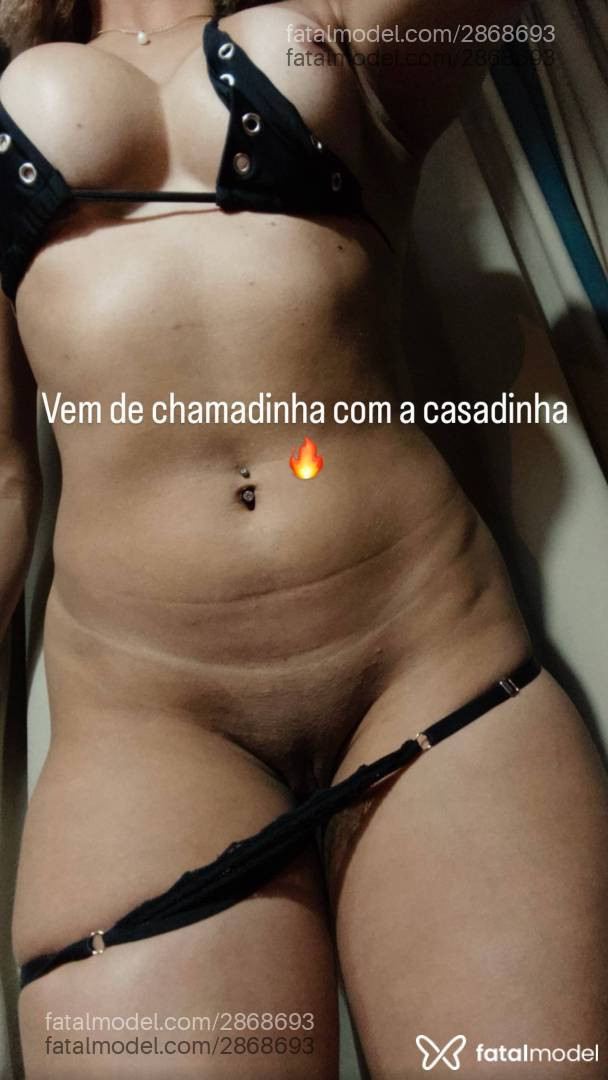 Acompanhante mulher loira (o) de olhos castanhos - Mancini