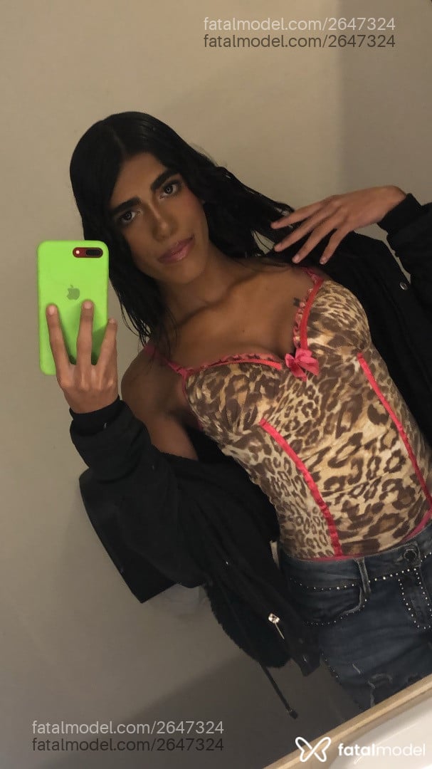 Acompanhante mulher trans morena (o) de olhos castanhos em Florianópolis - Raquel